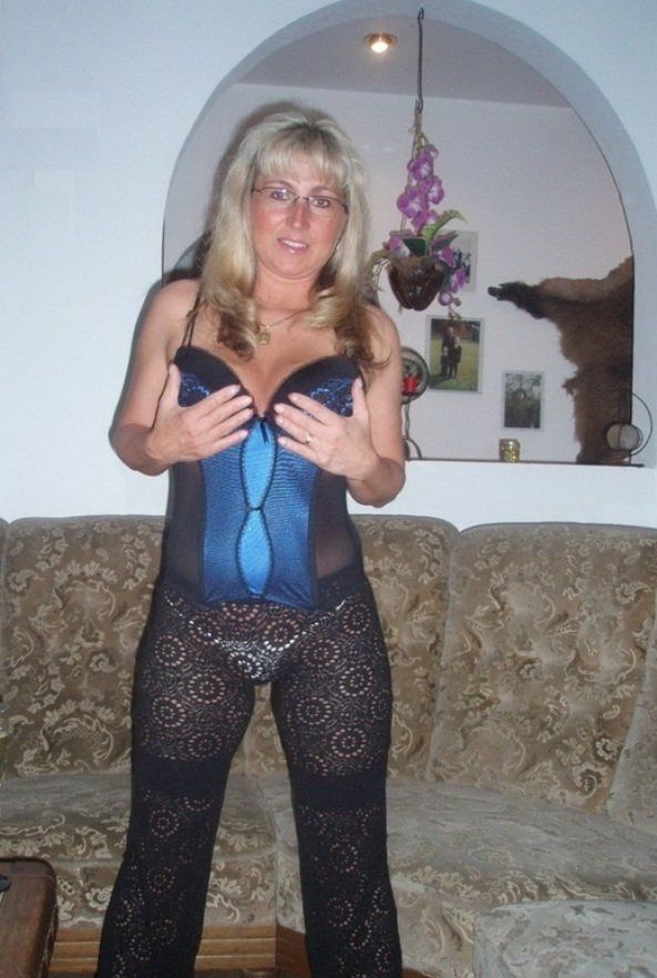 Проститутка Арина с реальными фото в возрасте 40 лет